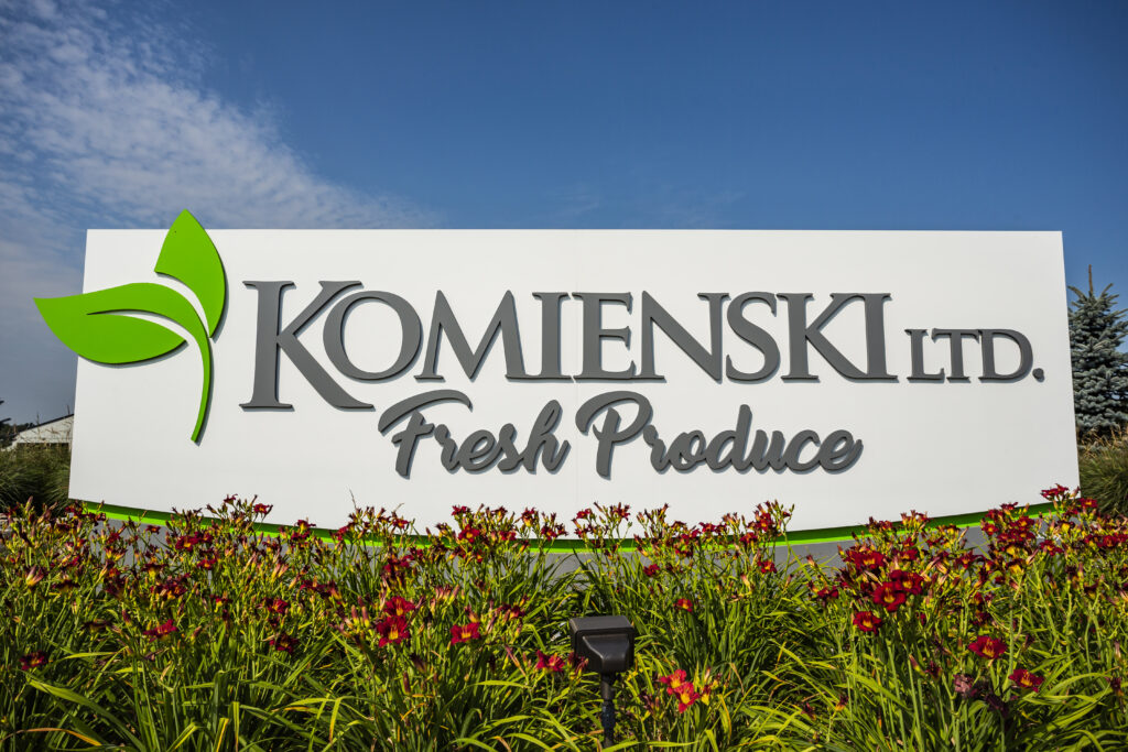 Komienski-Aug13-775-jonolaynie